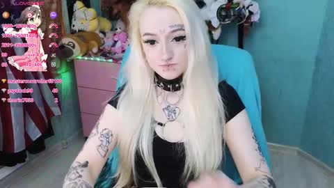 Manuela online show from 02.25.25