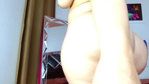 Manuela online show from 01.30.25