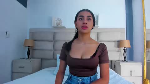 Manuela online show from 01.06.26