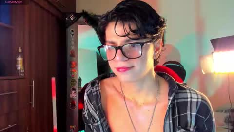 mar_alexis online show from 02.14.26