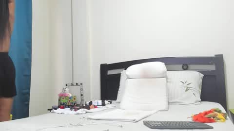 Mara online show from 11.26.25