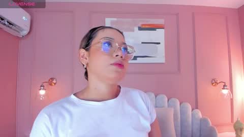 Mara  online show from 12.04.24