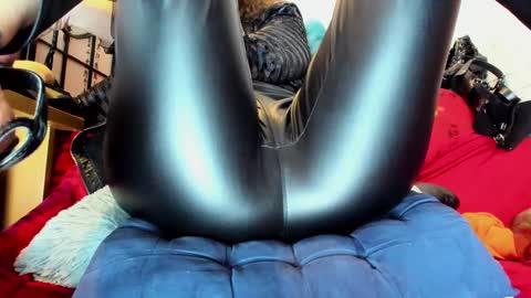 Snapshot of mara_mistresss chatting on 03.03.25 Mara Mistress online show from 03.03.25