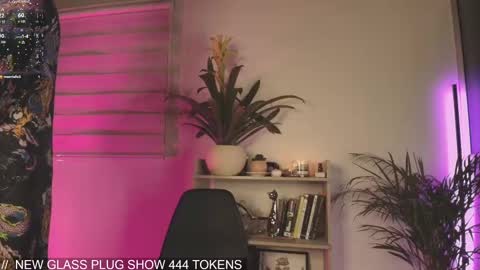 Snapshot of mara_santoro chatting on 02.27.25 Mara Santoro online show from 02.27.25