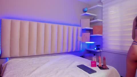 Mara  online show from 09.28.25