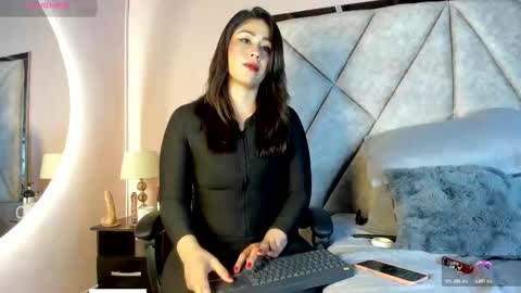 Mara Torres online show from 03.15.26