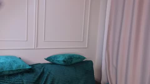 Mary online show from 04.16.26