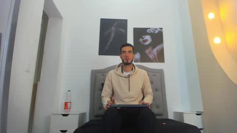 Marc Ruffalo online show from 03.12.26