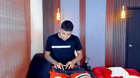 Snapshot of marc_scott_ chatting on 02.27.26 Marc online show from 02.27.26