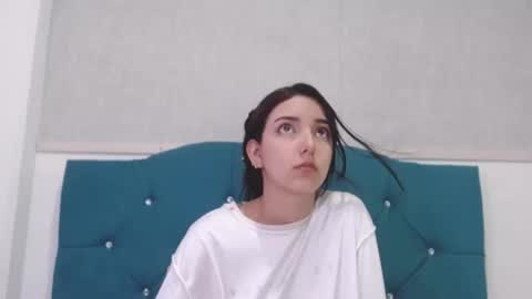 Snapshot of marcelaa_fox chatting on 09.16.25 Marcela online show from 09.16.25