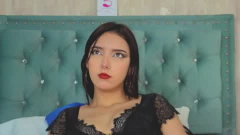 Snapshot of marcelaa_fox chatting on 09.17.25 Marcela online show from 09.17.25