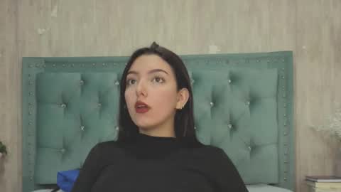 Snapshot of marcelaa_fox chatting on 09.25.25 Marcela online show from 09.25.25