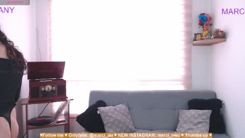 Snapshot of marceline_uu chatting on 07.18.26 M A R C I online show from 07.18.26