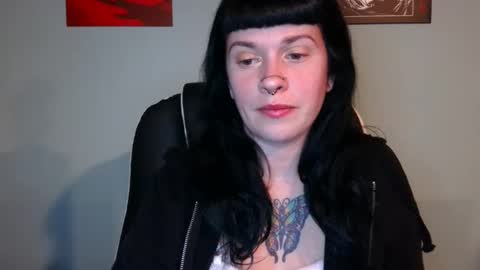 Snapshot of marcelinealtaria chatting on 12.04.24 MarcelineAltaria online show from 12.04.24