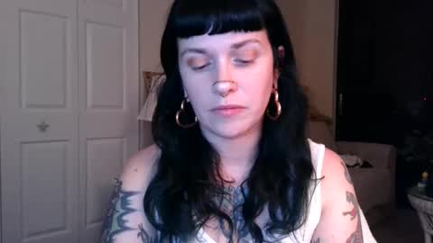 Snapshot of marcelinealtaria chatting on 12.07.24 MarcelineAltaria online show from 12.07.24