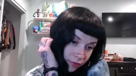 Snapshot of marcelinealtaria chatting on 01.23.25 MarcelineAltaria online show from 01.23.25