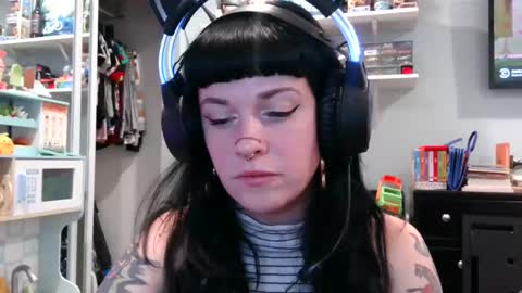 Snapshot of marcelinealtaria chatting on 02.20.25 MarcelineAltaria online show from 02.20.25