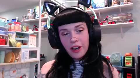 Snapshot of marcelinealtaria chatting on 02.27.25 MarcelineAltaria online show from 02.27.25