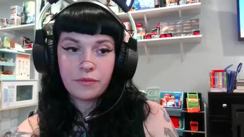 Snapshot of marcelinealtaria chatting on 02.28.25 MarcelineAltaria online show from 02.28.25