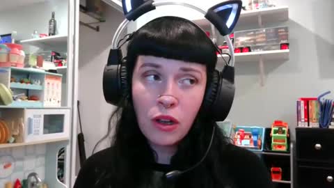 Snapshot of marcelinealtaria chatting on 03.04.25 MarcelineAltaria online show from 03.04.25