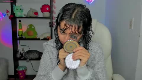 Snapshot of marcelinegh chatting on 03.12.25 Marceline online show from 03.12.25