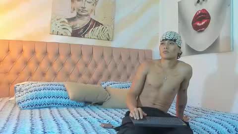 Snapshot of marcelo_cazas chatting on 10.06.25 ruy  jex online show from 10.06.25