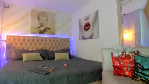 Snapshot of marcelo_cazas chatting on 10.28.25 ruy  jex online show from 10.28.25