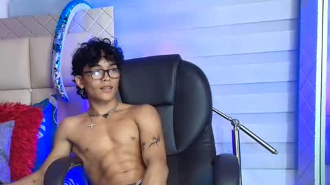 Snapshot of marcelo_cazas chatting on 10.29.25 ruy  jex online show from 10.29.25