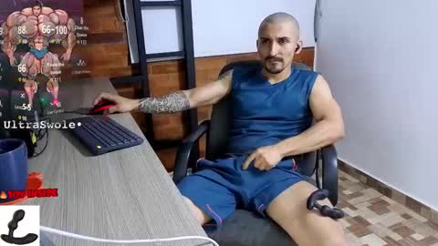 Marck  Independent model  online show from 12.03.25