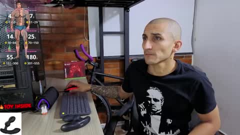 Marck  Independent model  online show from 04.01.26