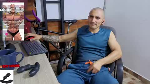 Marck  Independent model  online show from 04.14.26