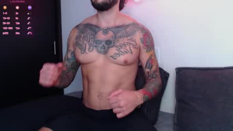 marco_allison43 online show from 10.12.25