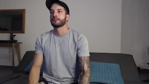 Snapshot of marcoandpolo01 chatting on 01.09.25 Marco  Polo online show from 01.09.25