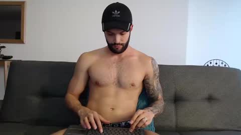 Snapshot of marcoandpolo01 chatting on 01.27.25 Marco  Polo online show from 01.27.25