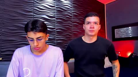 Snapshot of marcoyethan chatting on 01.04.25 Marco and Ethan online show from 01.04.25