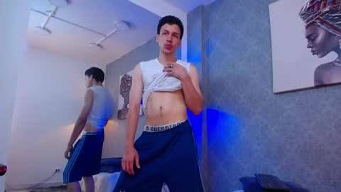 Snapshot of marcus_hanks chatting on 01.13.25 Marcus Hanks online show from 01.13.25