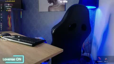 Snapshot of marcus_hanks chatting on 02.23.25 Marcus Hanks online show from 02.23.25