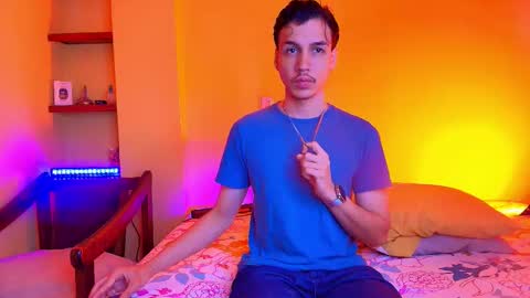 Snapshot of marcus_hanks chatting on 09.24.25 Marcus Hanks online show from 09.24.25