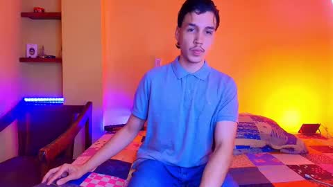 Snapshot of marcus_hanks chatting on 10.05.25 Marcus Hanks online show from 10.05.25