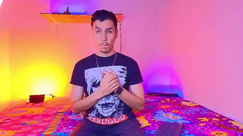 Snapshot of marcus_hanks chatting on 10.25.25 Marcus Hanks online show from 10.25.25