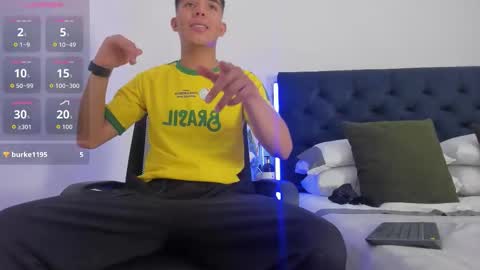 marcus_moreno online show from 12.17.25