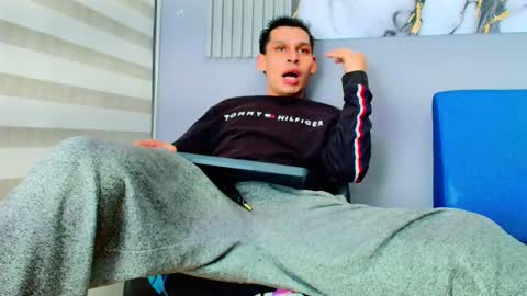 marcus_smithh online show from 10.17.25