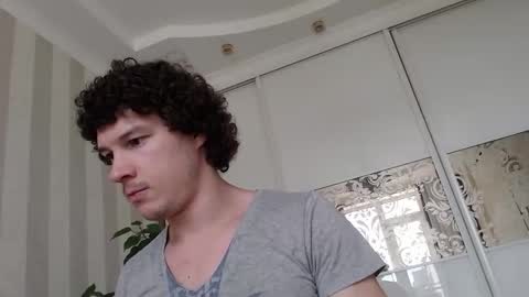 Dorian Salazar online show from 04.19.26