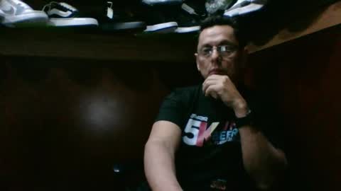 Snapshot of marcuskelvin chatting on 10.21.25 Marcus online show from 10.21.25