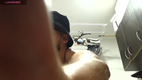 Snapshot of marcusmilarc chatting on 01.18.25 online show from 01.18.25