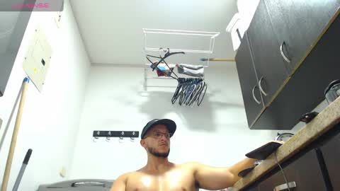 Snapshot of marcusmilarc chatting on 01.20.25 online show from 01.20.25