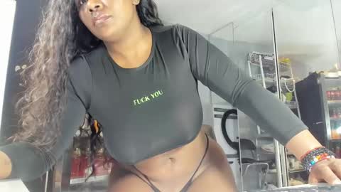 Mareia online show from 01.06.25