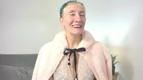 margaretmature online show from 10.23.25