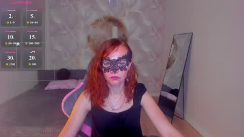 Snapshot of margo_kellly chatting on 07.07.26 Margo Kellly online show from 07.07.26