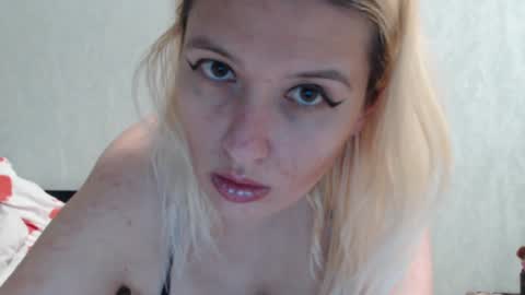 Snapshot of margo_shine chatting on 01.13.25 margo_shine online show from 01.13.25